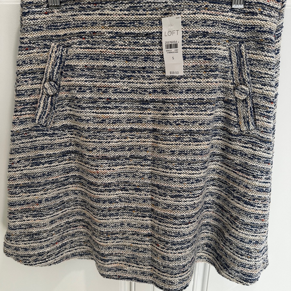 LOFT Women's Navy and Cream Textured A-Line Skirt